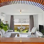 Erisa 29 By Ivi Real Estate Apartament *